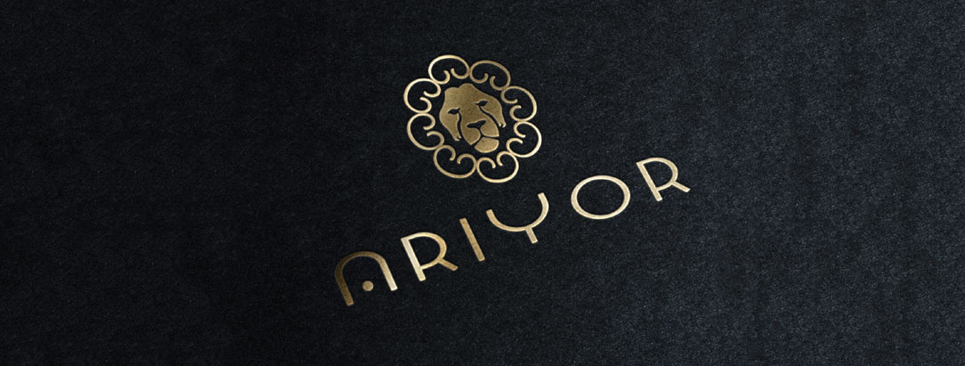 Logo in gold